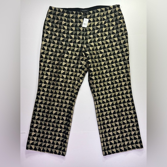 Ann Taylor Flared Ankle Pant in Geo Jacquard - black/gold, size 12/L - Picture 2 of 11